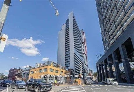 330-richmond-street-w-toronto-ontario-c12524136