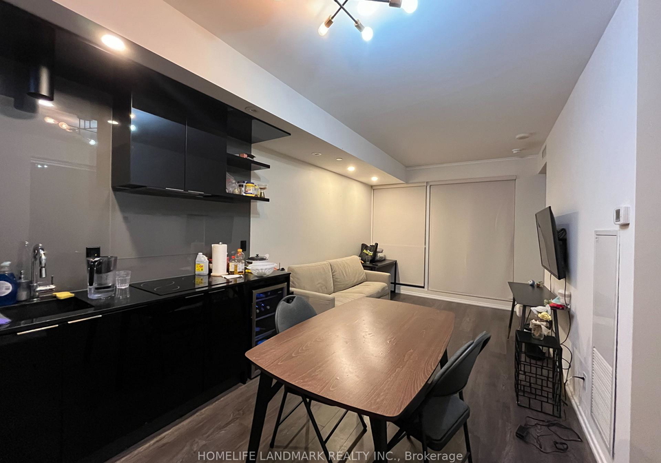 70-temperance-street-toronto-ontario-c12524884