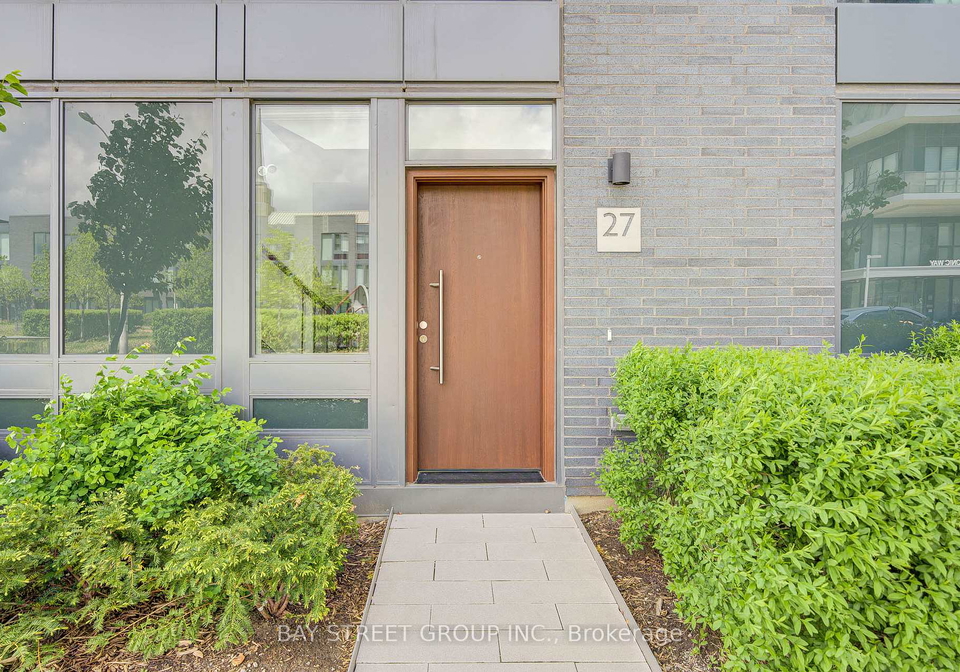 27-sonic-way-east-york-ontario-c12524950