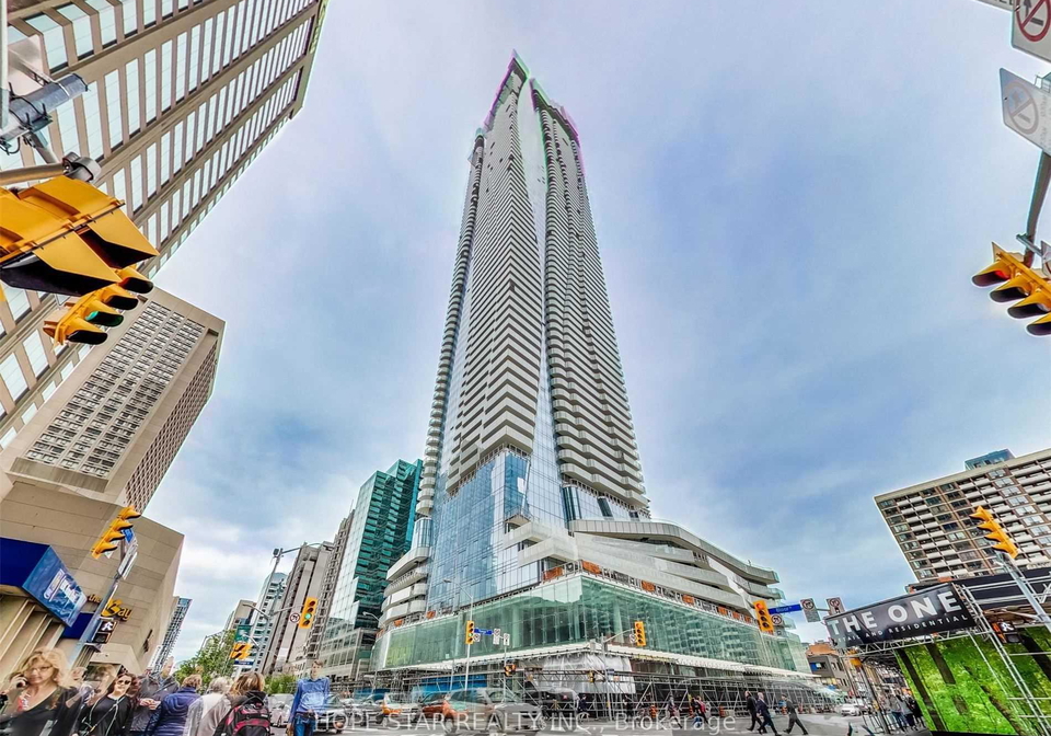 1-bloor-street-e-toronto-ontario-c12525362