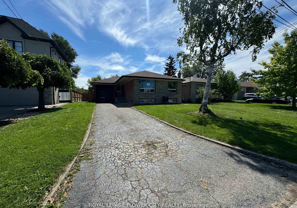 221-acton-avenue-toronto-ontario-c12525550