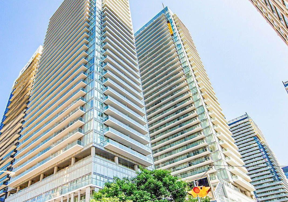 99-broadway-avenue-toronto-ontario-c12525572