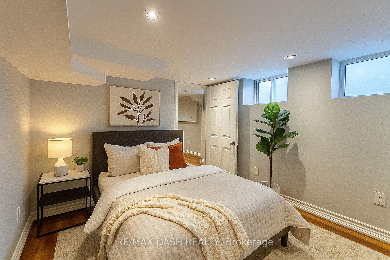 11-somerset-avenue-toronto-ontario-c12525640