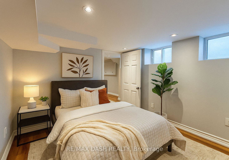 11-somerset-avenue-toronto-ontario-c12525640
