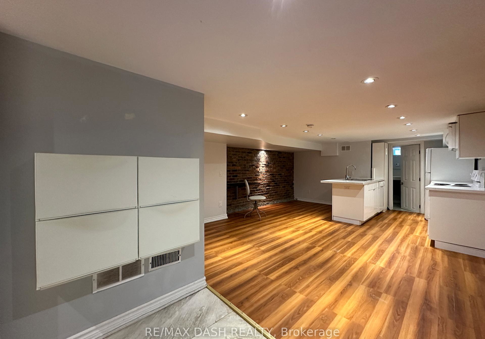 11-somerset-avenue-toronto-ontario-c12525640