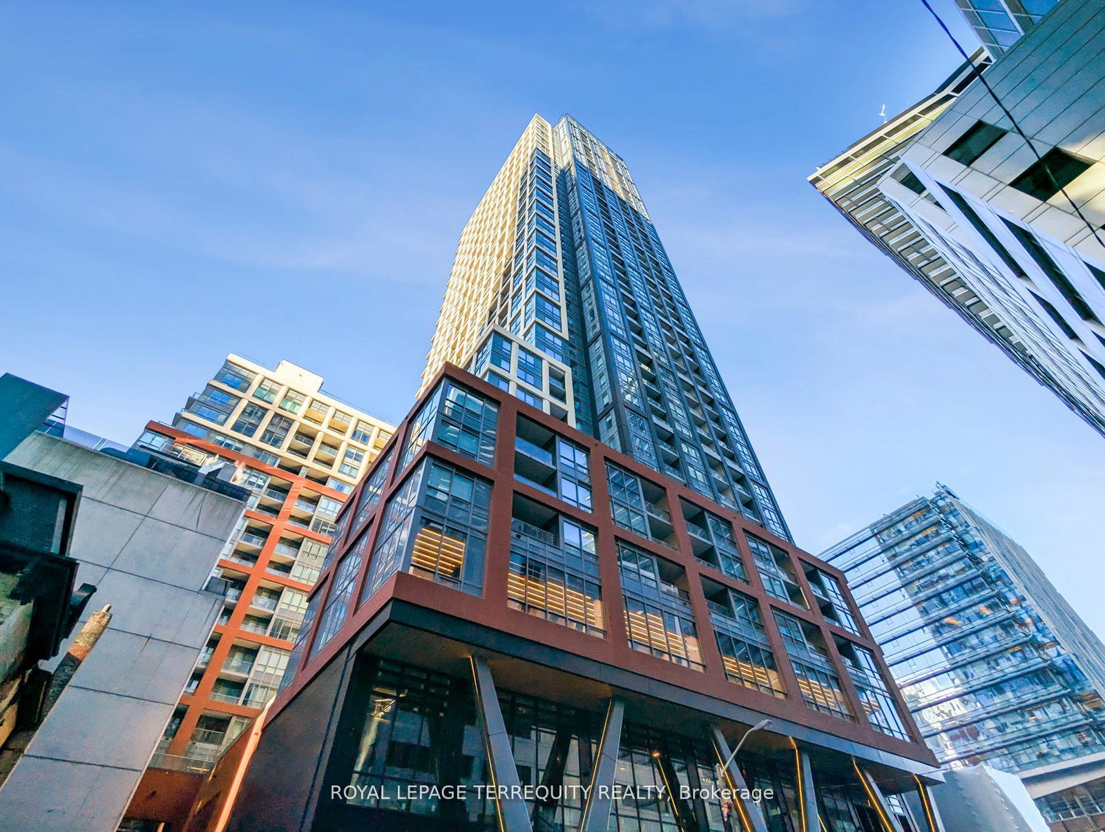 108-peter-street-toronto-ontario-c12525998
