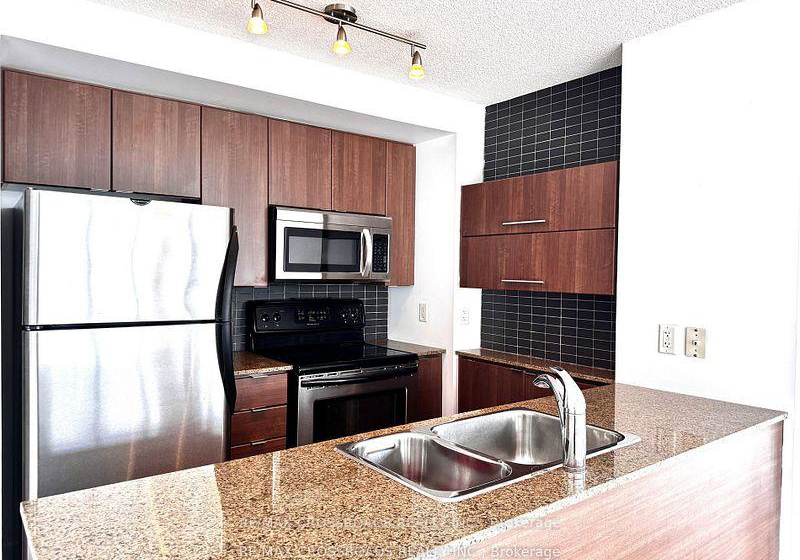 11-brunel-court-toronto-ontario-c12526464