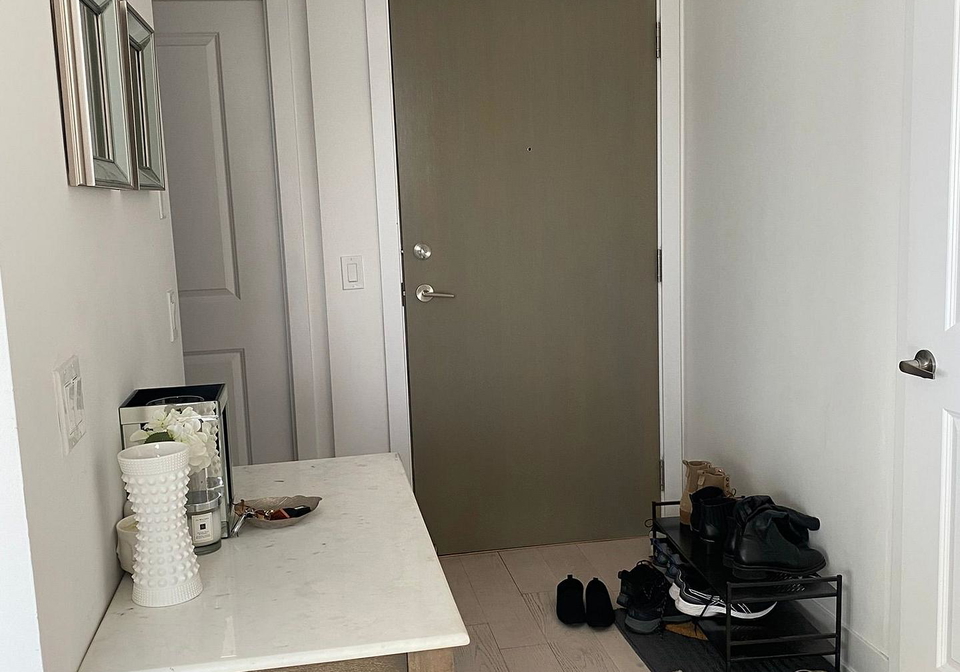 7-kenaston-gardens-north-york-ontario-c12526594