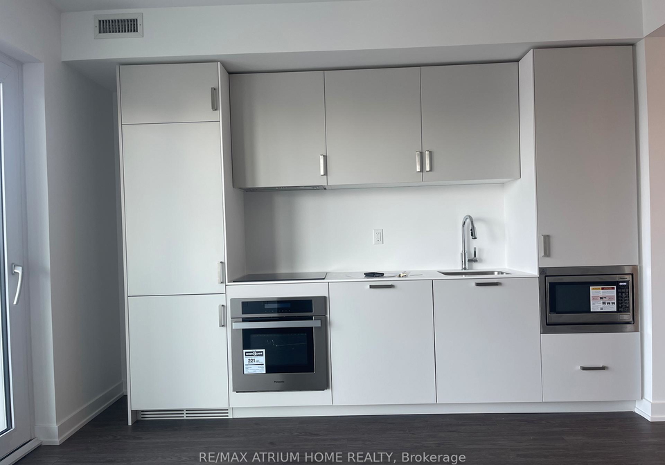 88-queen-street-e-toronto-ontario-c12526908