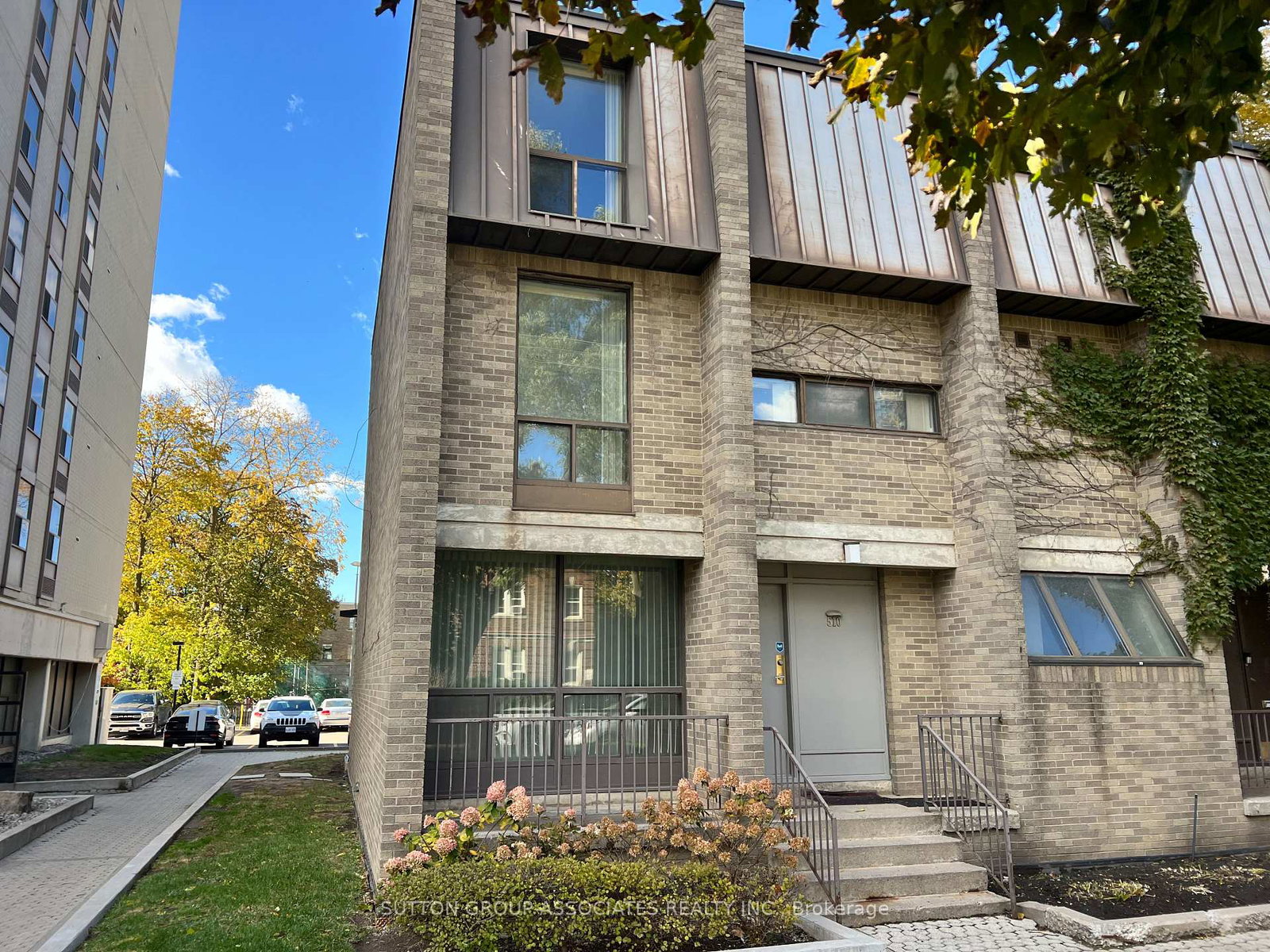 510-duplex-avenue-toronto-ontario-c12527100