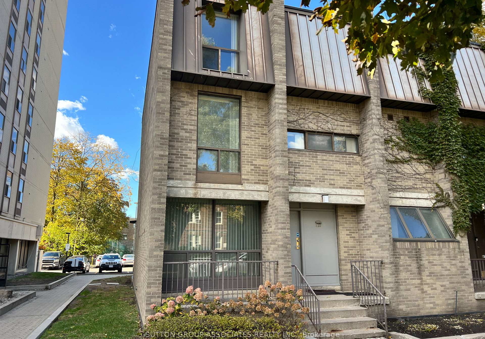 510-duplex-avenue-toronto-ontario-c12527100