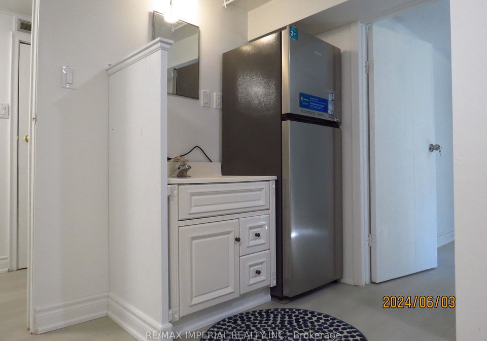 47-kemp-sell-crescent-north-york-ontario-c12527194