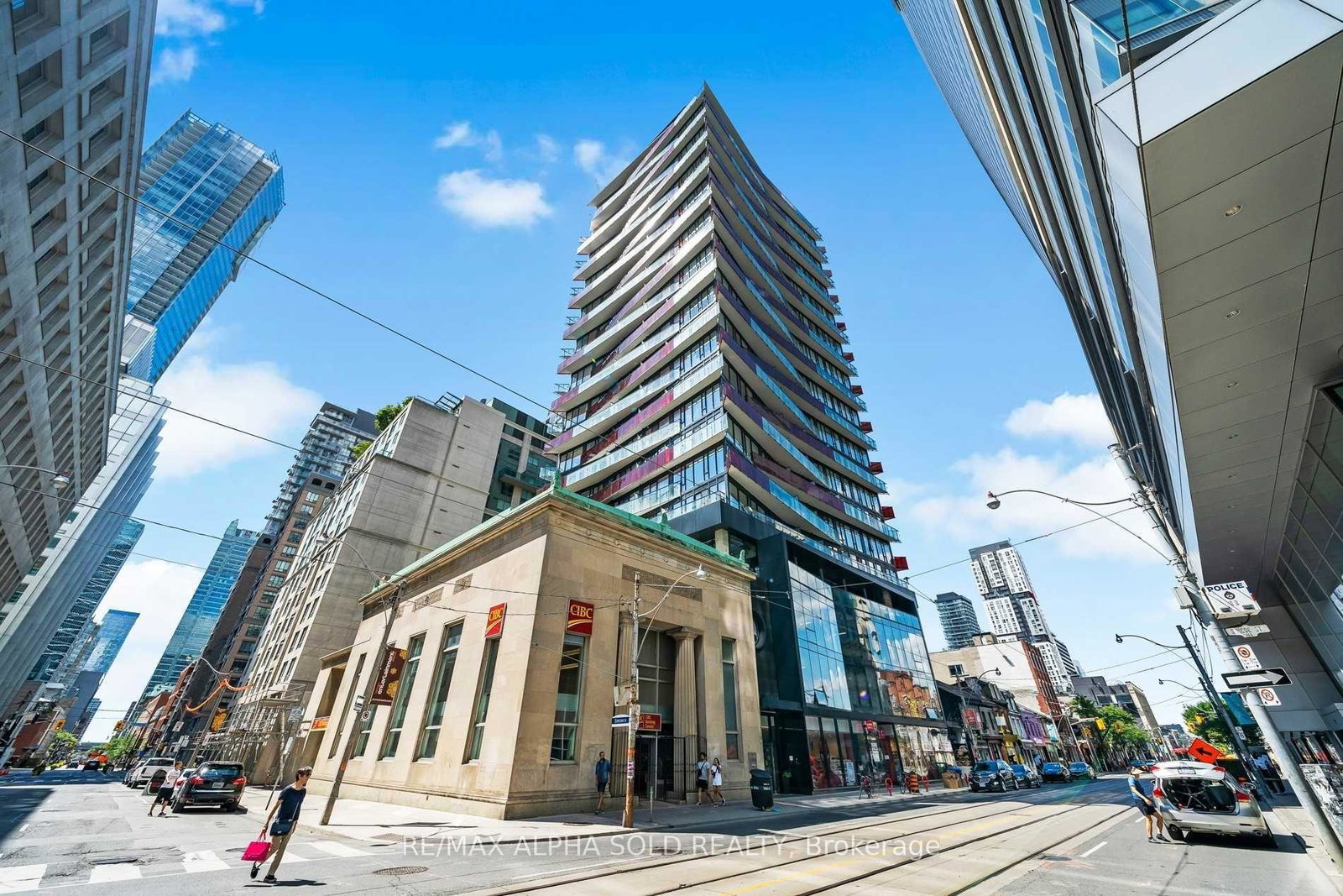 215-queen-street-w-toronto-ontario-c12527340