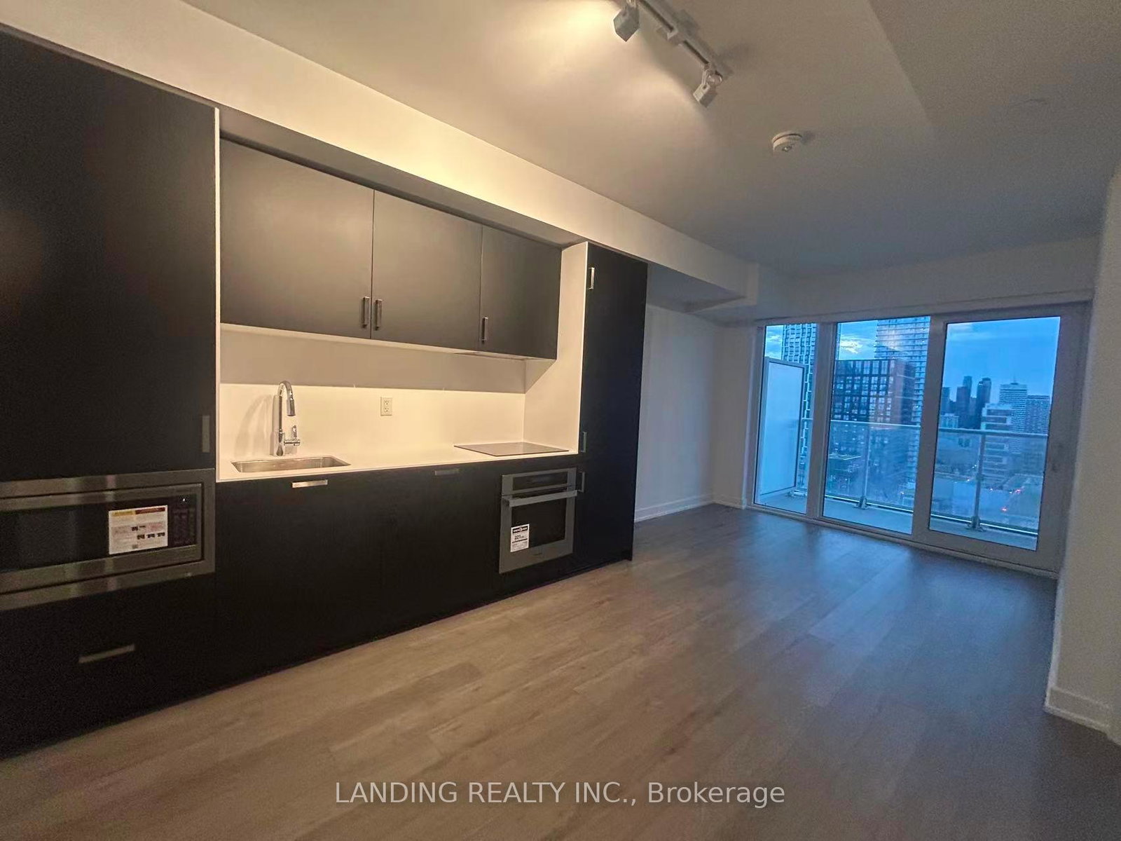 88-queen-street-e-toronto-ontario-c12527414