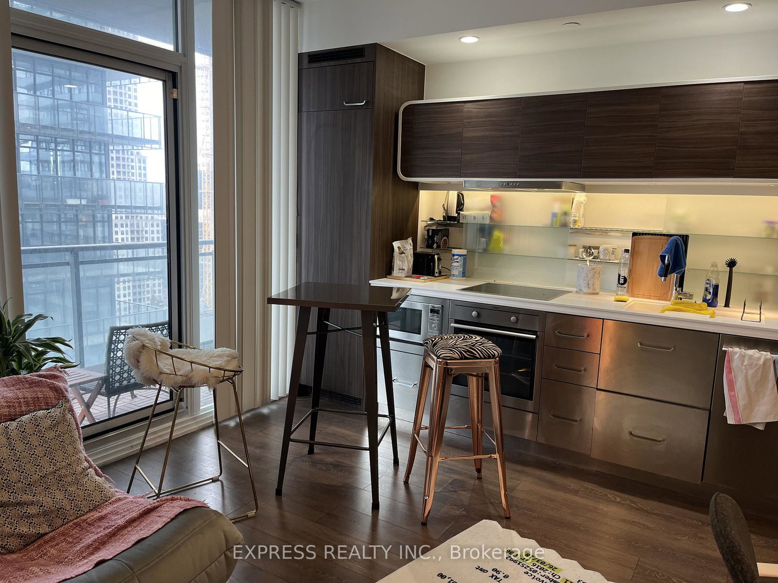 45-e-charles-street-e-toronto-ontario-c12527896