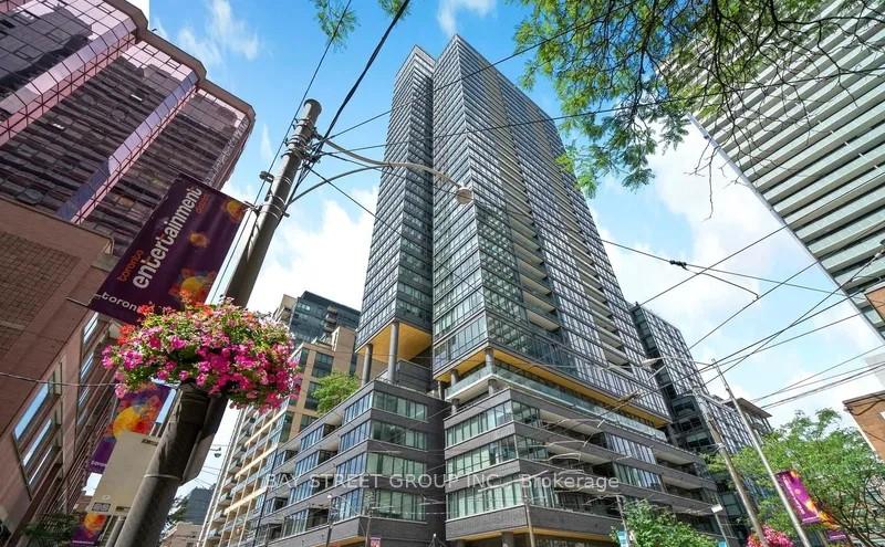8-charlotte-street-toronto-ontario-c12528032