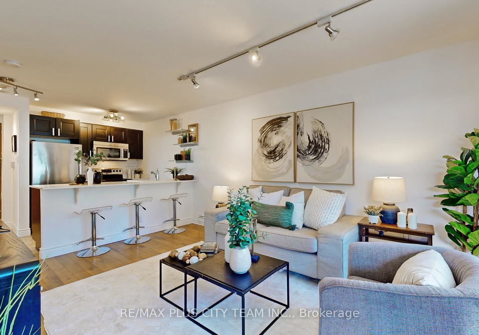 10-yonge-street-toronto-ontario-c12528080