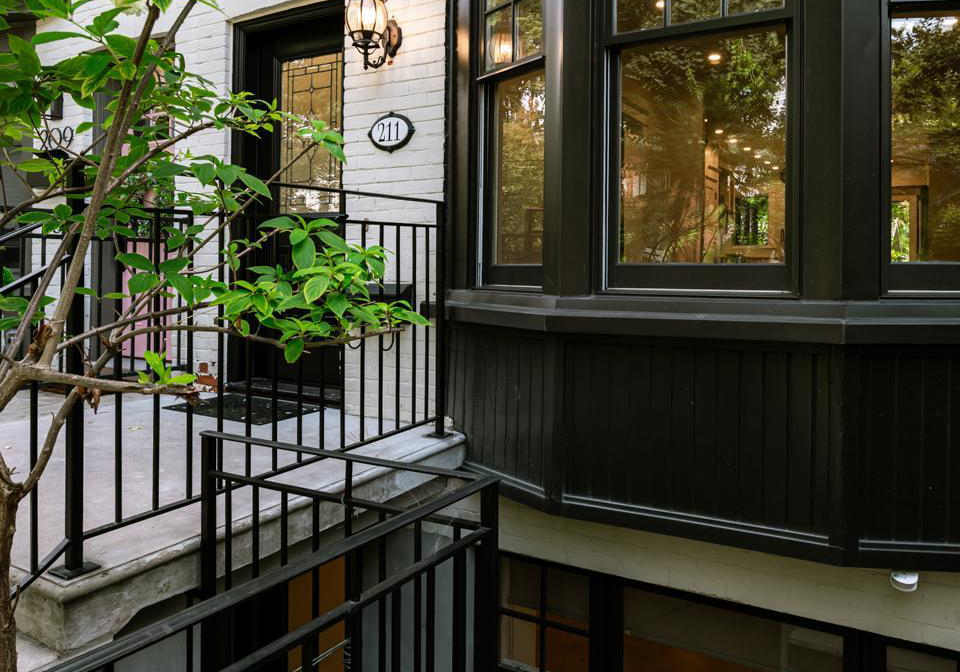 211-cottingham-street-toronto-ontario-c12528108