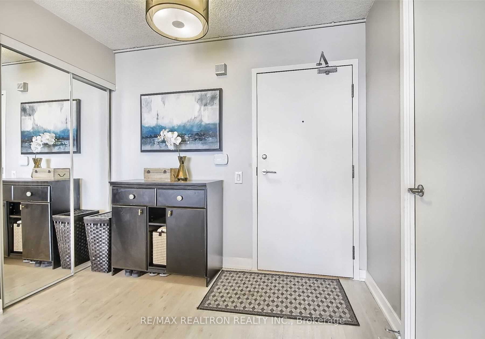 19-singer-court-north-york-ontario-c12528284