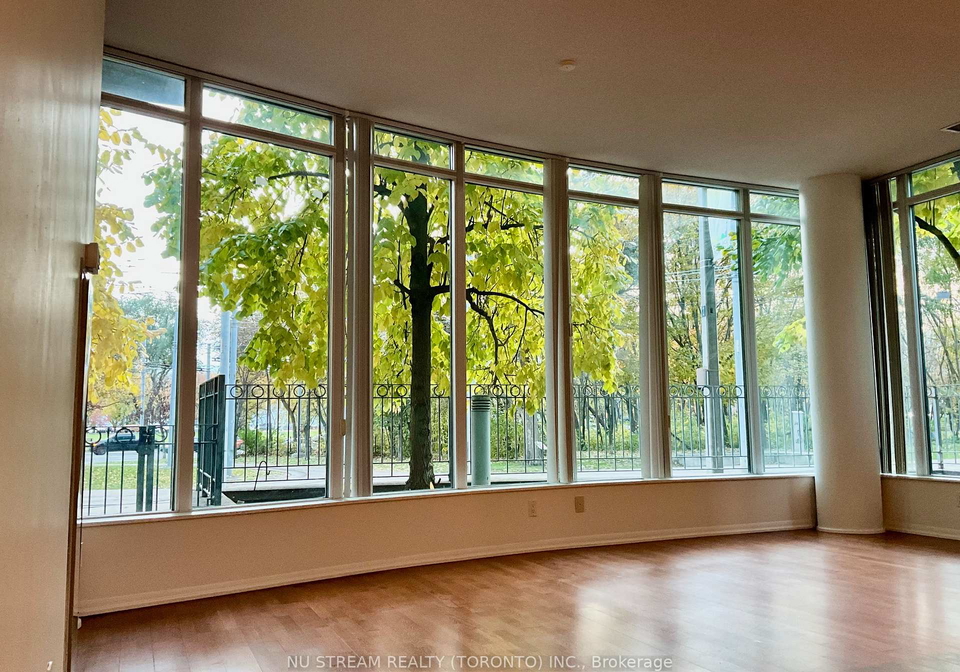 215-fort-york-boulevard-toronto-ontario-c12528804