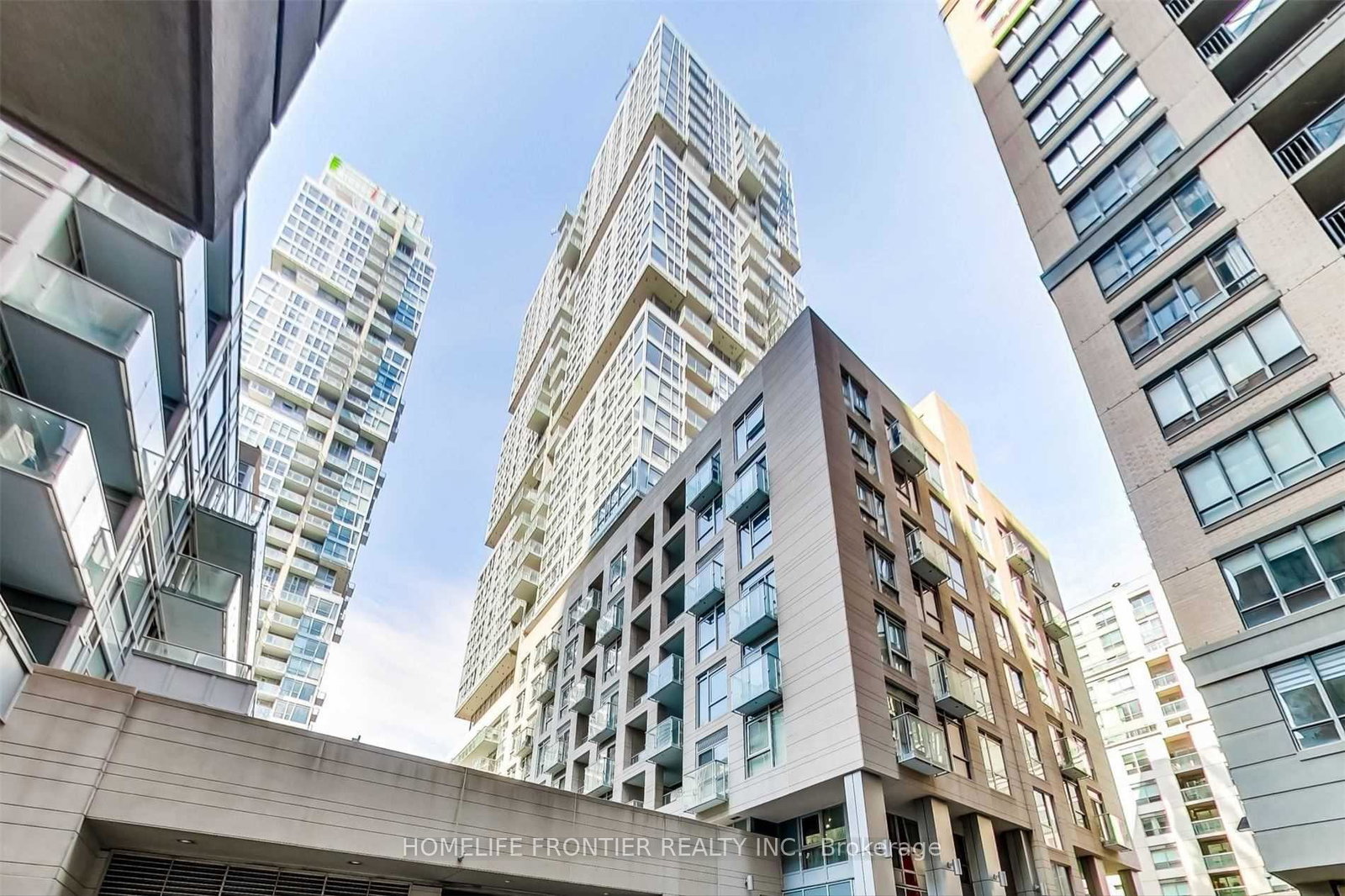 199-richmond-street-w-toronto-ontario-c12528898