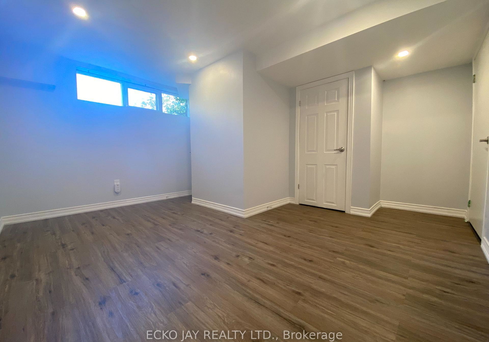 45-ternhill-crescent-north-york-ontario-c12528928