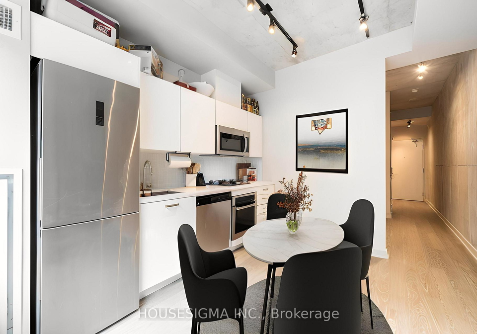 39-brant-street-toronto-ontario-c12528990