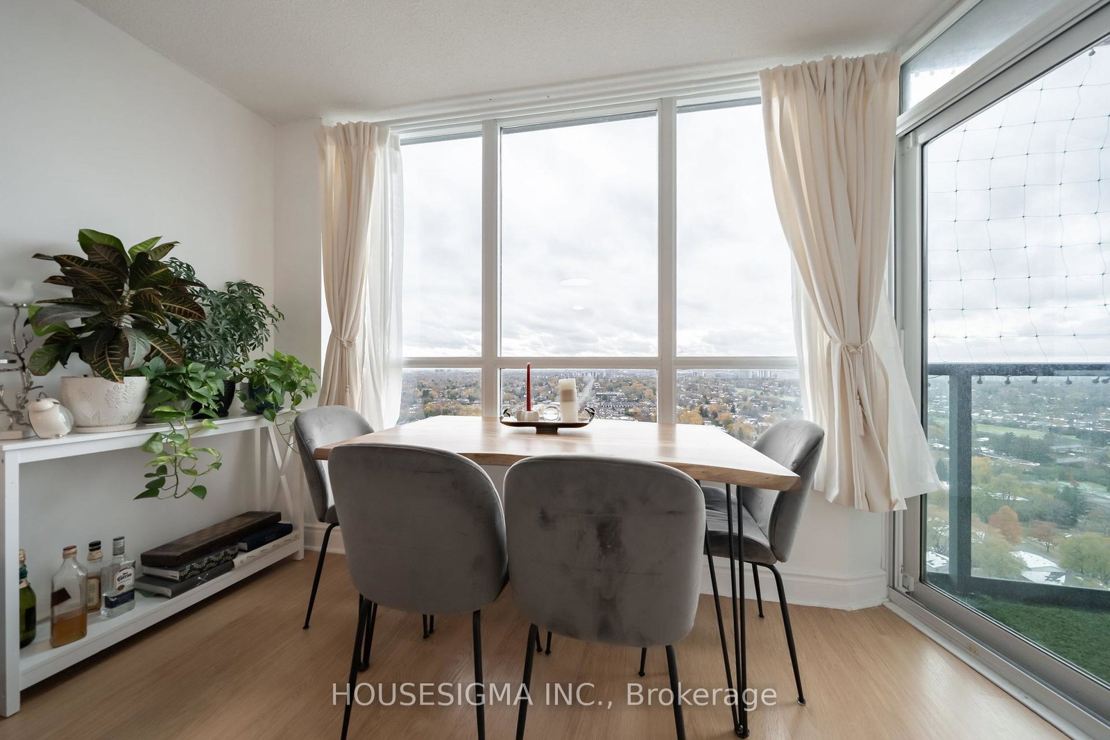 15-greenview-avenue-toronto-ontario-c12529132
