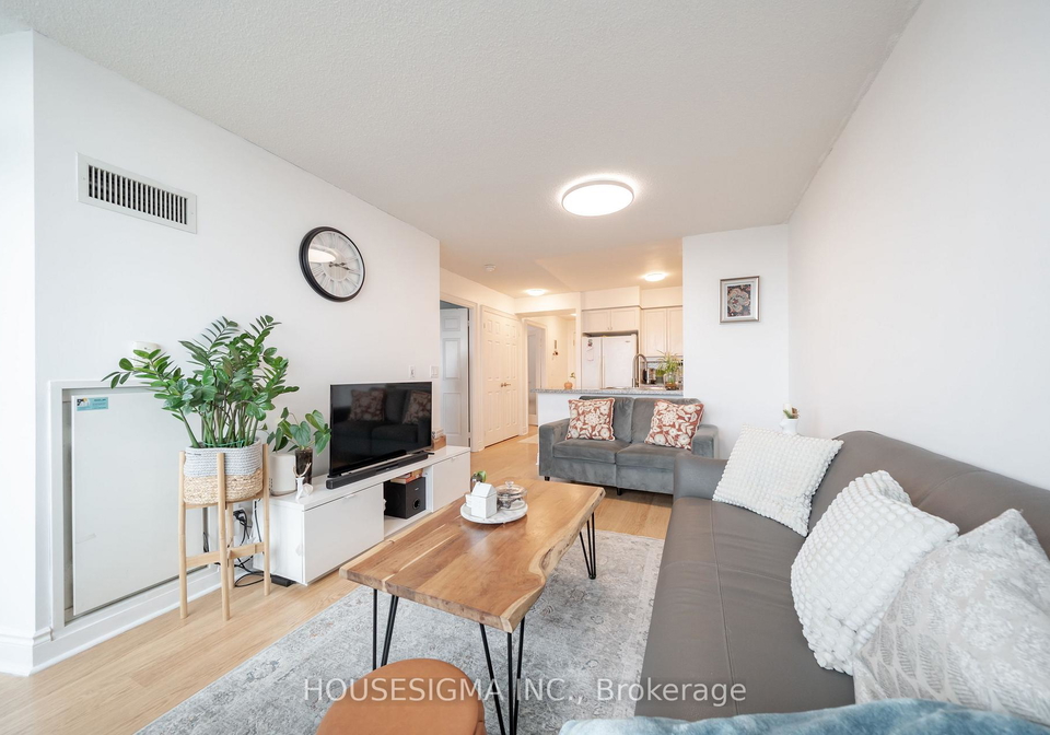 15-greenview-avenue-toronto-ontario-c12529132