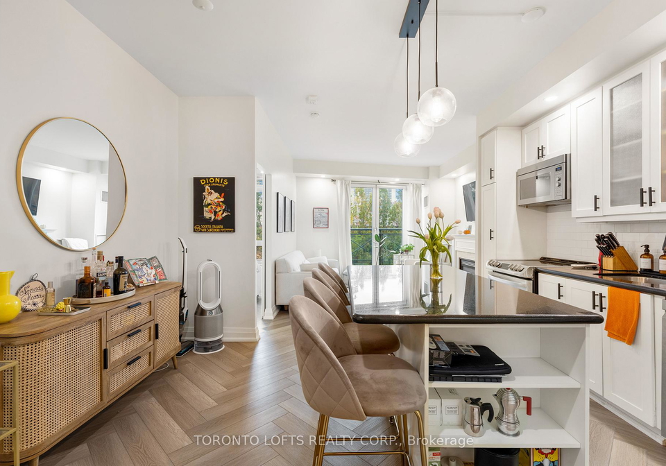 20-scrivener-square-toronto-ontario-c12529450