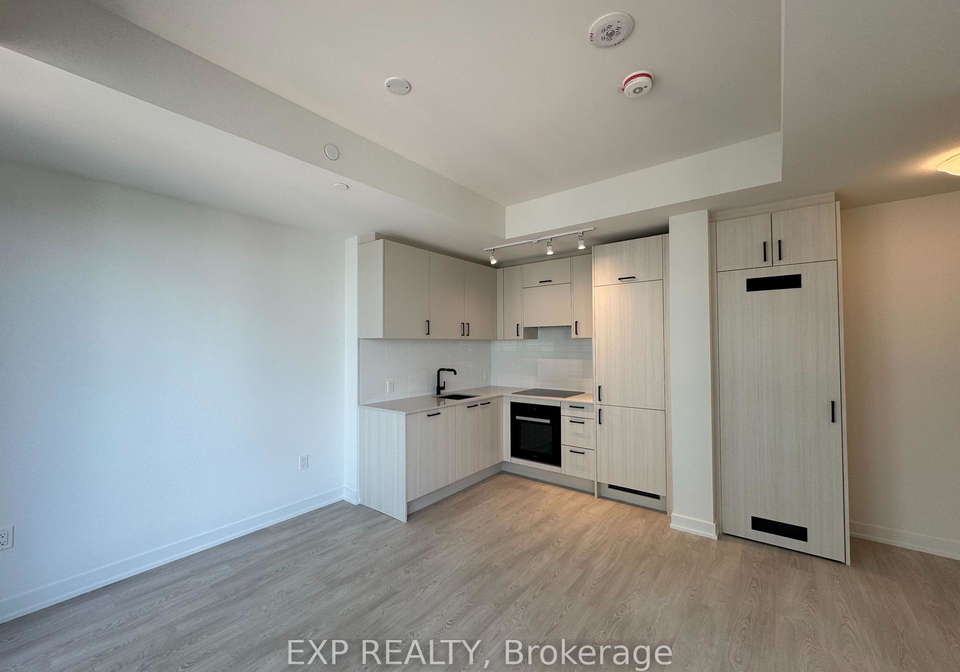 1-quarrington-lane-north-york-ontario-c12529590