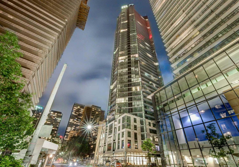 45-charles-street-e-toronto-ontario-c12530102