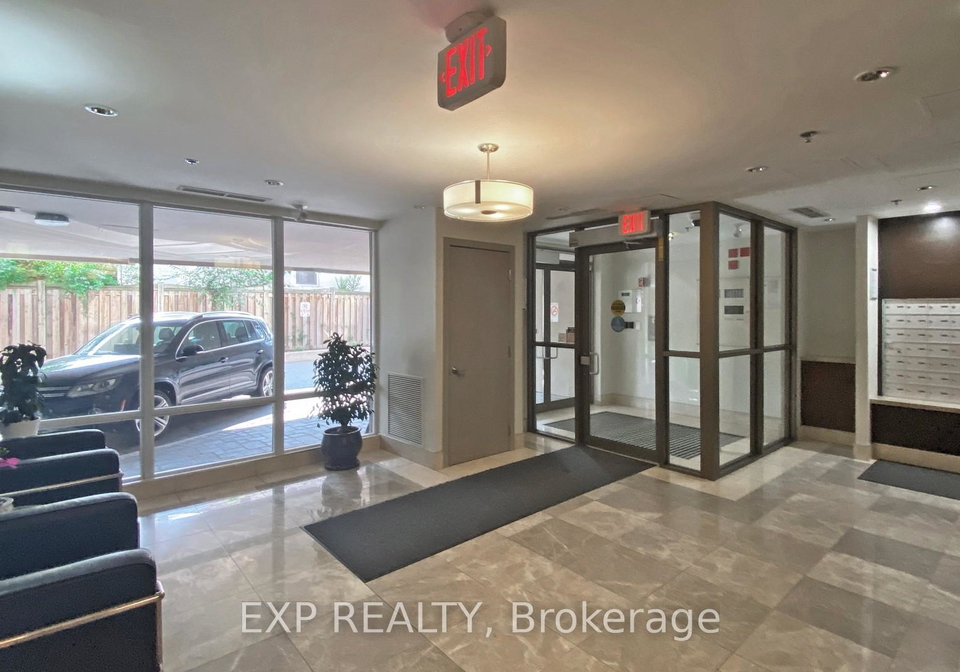 801-sheppard-avenue-w-toronto-ontario-c12530126