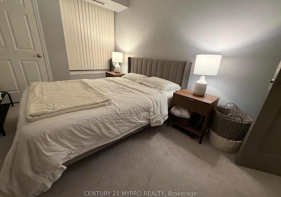 33-empress-avenue-north-york-ontario-c12530162