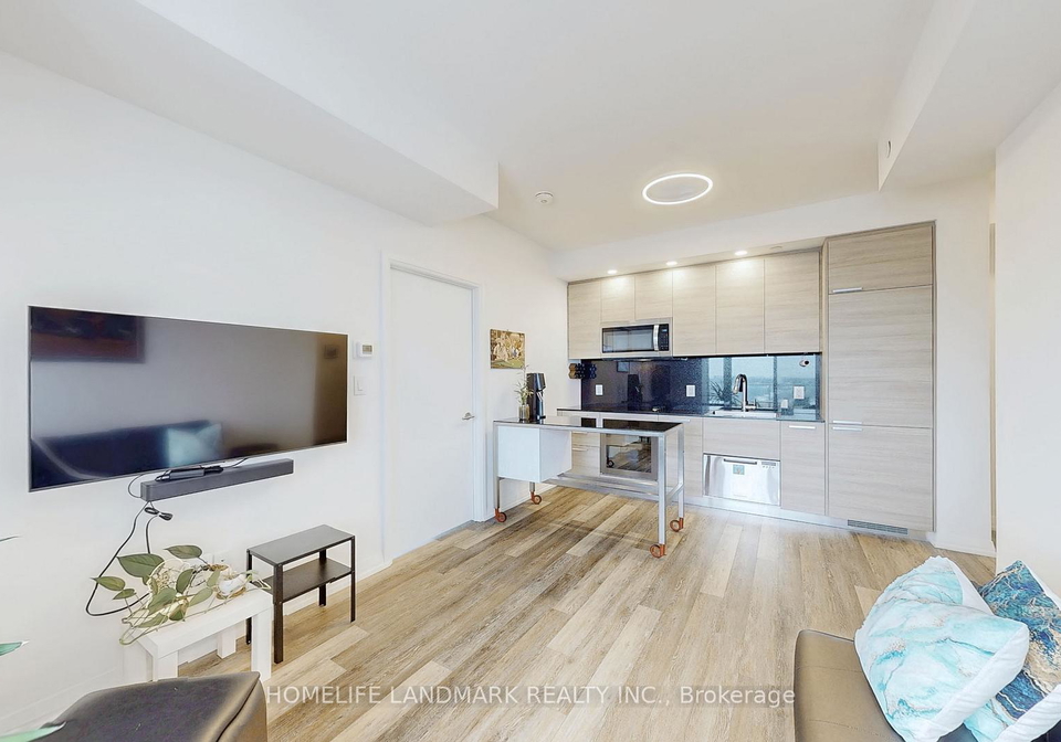 75-canterbury-place-toronto-ontario-c12530232