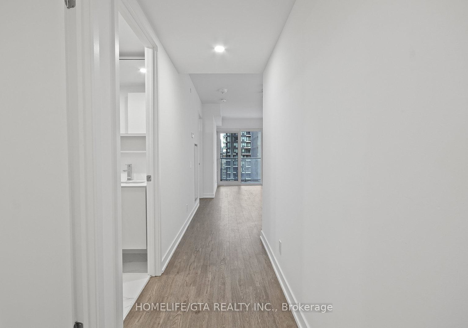 88-queen-street-e-toronto-ontario-c12530422