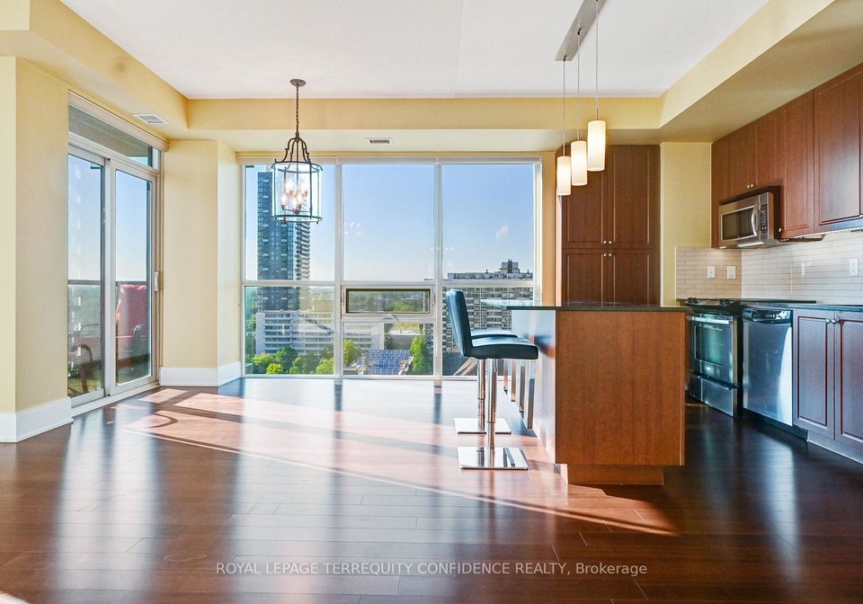 70-roehampton-avenue-toronto-ontario-c12530490