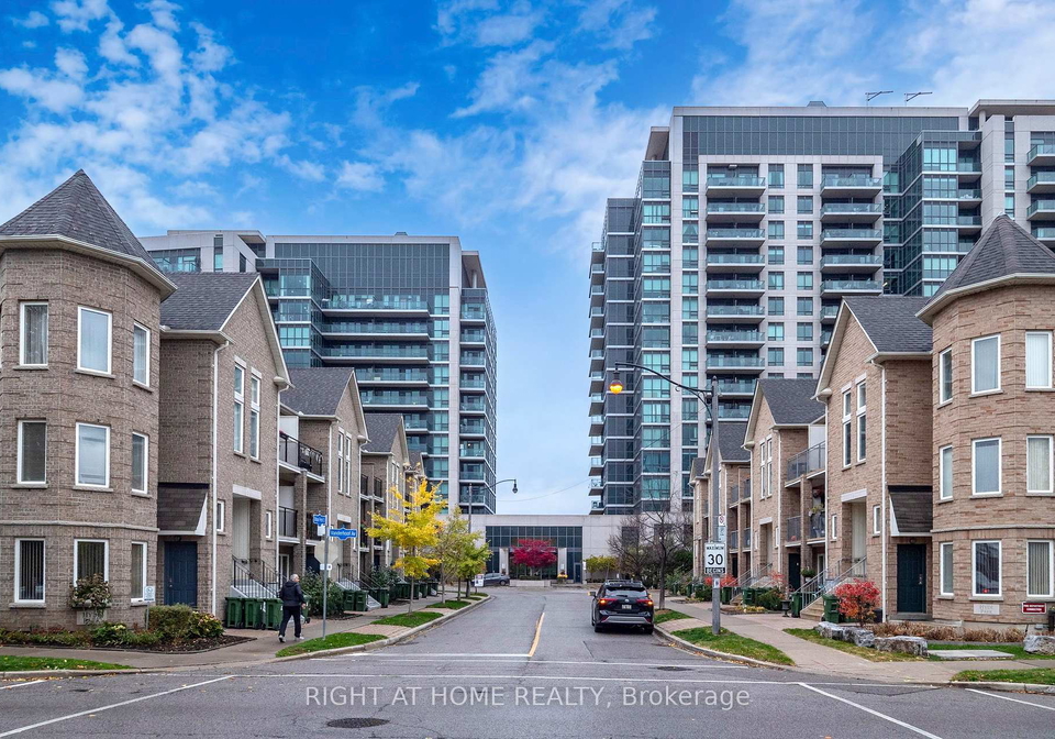 35-brian-peck-crescent-east-york-ontario-c12530932