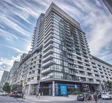 8-telegram-mews-toronto-ontario-c12531120