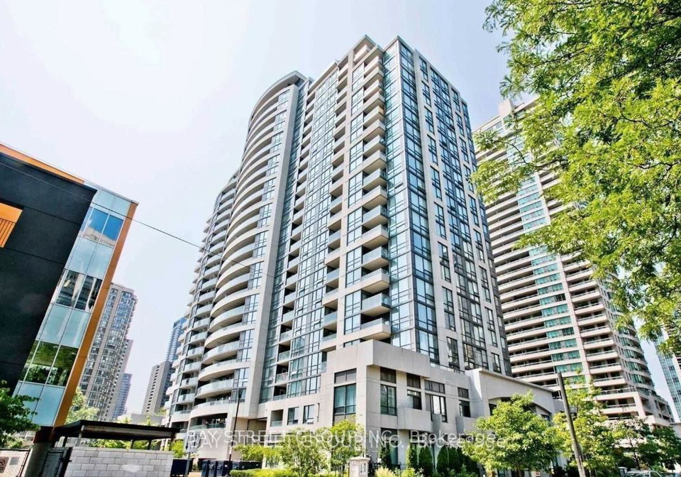 35-hollywood-avenue-north-york-ontario-c12531194