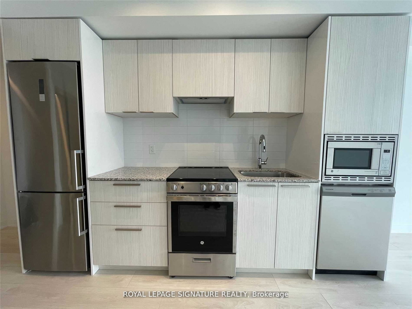 18-maitland-terrace-toronto-ontario-c12531866