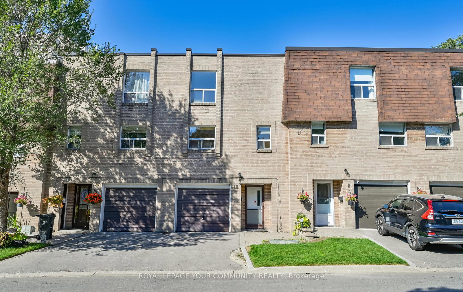 10-village-green-way-north-york-ontario-c12532342