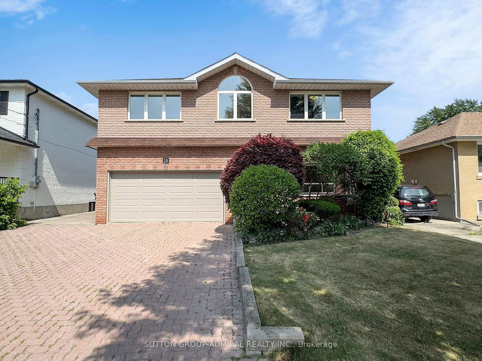 15-gorman-park-toronto-ontario-c12532468