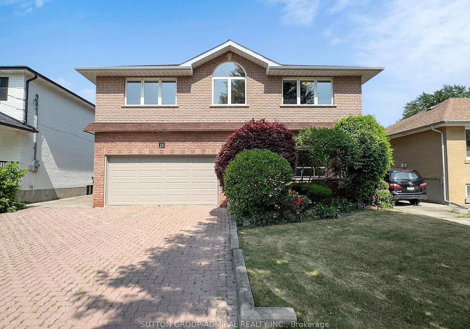 15-gorman-park-toronto-ontario-c12532468