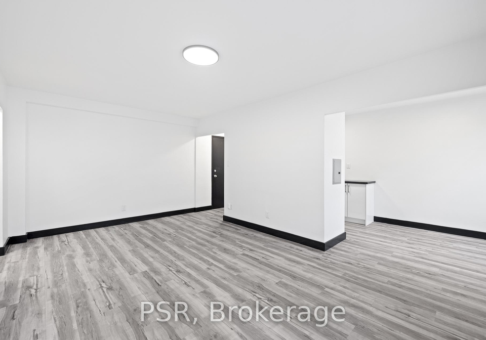 600-eglinton-avenue-w-toronto-ontario-c12532508