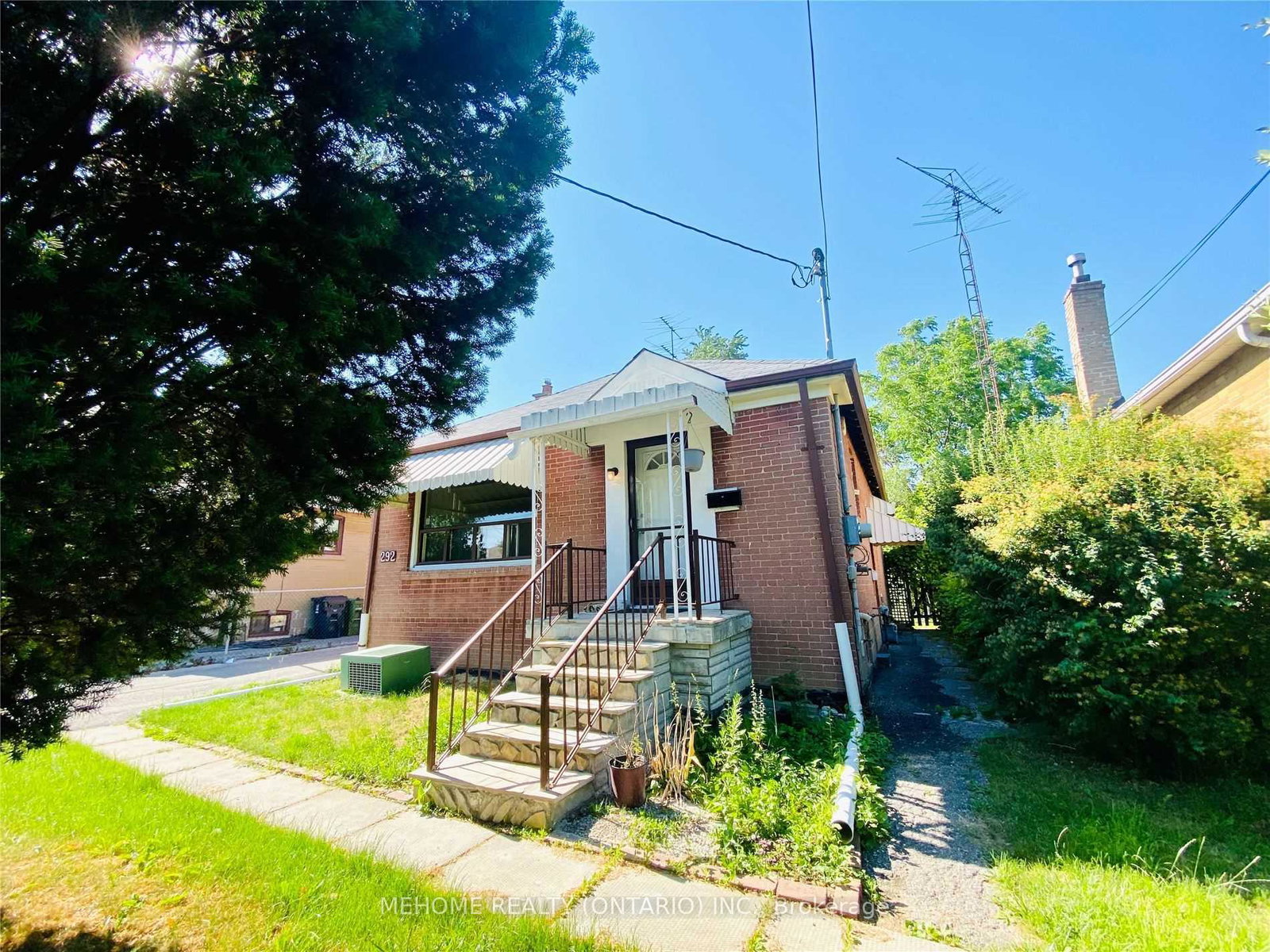 292-poyntz-avenue-toronto-ontario-c12532514