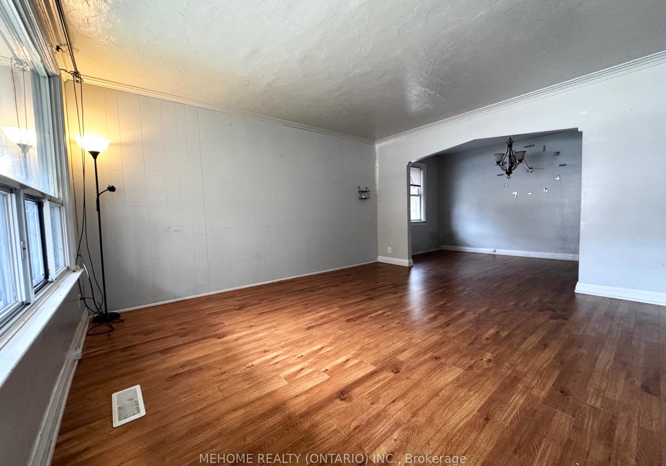292-poyntz-avenue-toronto-ontario-c12532514