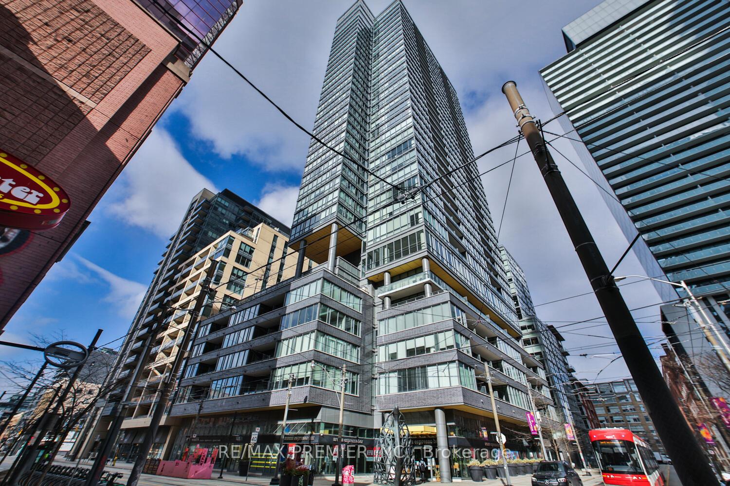 8-charlotte-street-toronto-ontario-c12532576