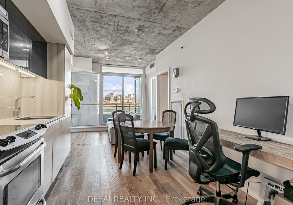 20-minowan-miikan-lane-street-w-toronto-ontario-c12532920