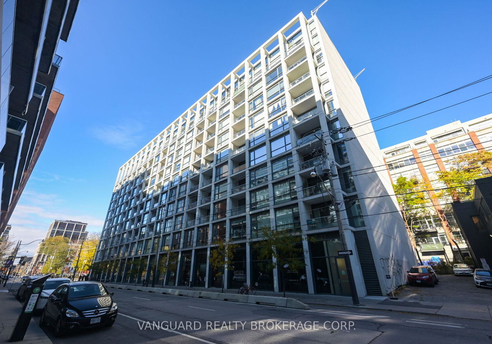 39-brant-street-toronto-ontario-c12533070